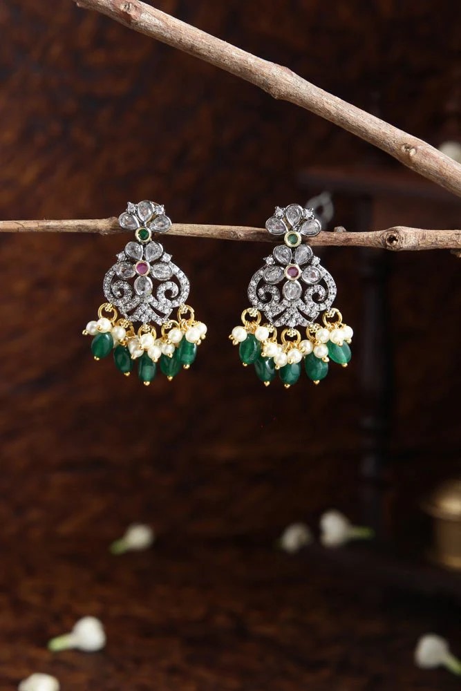 Victorian AD Centre Flower Earring - Dark Green